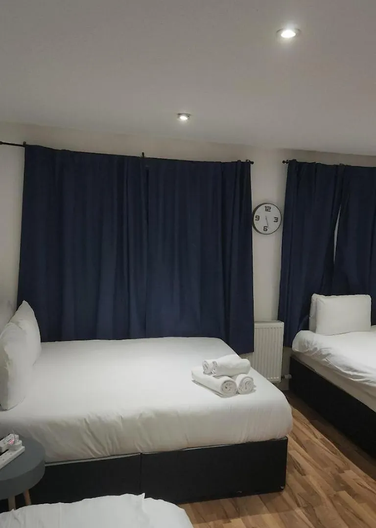 London Bermondsey 4 People Studio In The Center Apartment